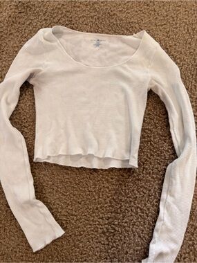 Brandy Melville White Long-Sleeve Cropped Waffle Top